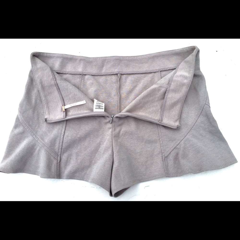 Free People Women's Beige Short Skorts - Size 12 - Picture 5 of 8